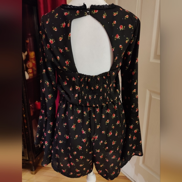 Disney Princess Belle Romper - Picture 2 of 4